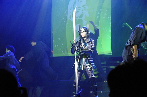 画像ギャラリー No.004のサムネイル画像 / 舞台「戦国BASARA4」は本日より公演開始。島 左近，柴田勝家ら新キャラクター参戦による新たな舞台「戦国BASARA」は必見だ
