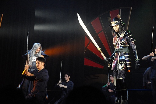画像ギャラリー No.005のサムネイル画像 / 舞台「戦国BASARA4」は本日より公演開始。島 左近，柴田勝家ら新キャラクター参戦による新たな舞台「戦国BASARA」は必見だ