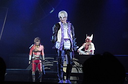 画像ギャラリー No.008のサムネイル画像 / 舞台「戦国BASARA4」は本日より公演開始。島 左近，柴田勝家ら新キャラクター参戦による新たな舞台「戦国BASARA」は必見だ