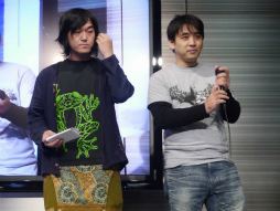 画像ギャラリー No.012のサムネイル画像 / 師走の秋葉原で「DCコミックス&ワーナーヒーローズ!フェスティバル」が開催。GENERATIONS from EXILE TRIBEが「バットマン:アーカム・ビギンズ」の魅力を伝えた