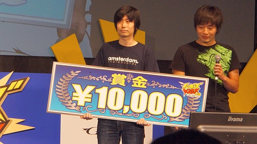 画像ギャラリー No.004のサムネイル画像 / クラウドファンディングによる新Ver.の開発が決定したインディーズ格闘ゲーム「ヤタガラス」。AC版も登場予定の本作について，制作者の二人に話を聞いた