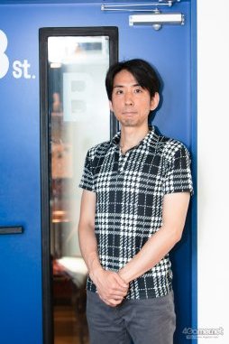 画像ギャラリー No.006のサムネイル画像 / AC版「ヤタガラス」に間もなくアップデートが。新たに参戦する“ウグイ”役の松本 忍さんと，“謎のキャラクター”役の金元寿子さんに，キャラクターの魅力を聞いてみた