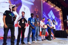 画像ギャラリー No.026のサムネイル画像 / ［EVO2015］激闘を制した選手達に聞く，その瞬間。「鉄拳7」ノビ選手，「GGXrd」小川選手，「ウルIV」ももち選手――EVO2015勝利者インタビュー