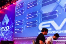 画像ギャラリー No.039のサムネイル画像 / ［EVO2015］激闘を制した選手達に聞く，その瞬間。「鉄拳7」ノビ選手，「GGXrd」小川選手，「ウルIV」ももち選手――EVO2015勝利者インタビュー