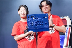 画像ギャラリー No.112のサムネイル画像 / 全11部門で頂点が争われた，格闘ゲーム全国大会「闘神祭2016」。2日間にわたる激戦を，フォトレポートで紹介