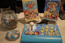 画像ギャラリー No.005のサムネイル画像 / 「ARC REVOLUTION CUP 2015」フォトレポート。「GUILTY GEAR」や「BLAZBLUE」など，計4タイトルの優勝者達へのインタビューも掲載