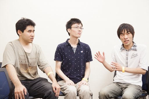 画像ギャラリー No.054のサムネイル画像 / 「ARC REVOLUTION CUP 2015」フォトレポート。「GUILTY GEAR」や「BLAZBLUE」など，計4タイトルの優勝者達へのインタビューも掲載