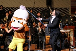 画像ギャラリー No.012のサムネイル画像 / 「GAME SYMPHONY JAPAN 23rd CONCERT 〜PlayStationを彩るJAPAN Studio音楽祭2017〜」レポート。PlayStation名作の楽曲をオーケストラが演奏。トロ＆クロやパラッパ，ピポサルも登場！