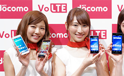 画像ギャラリー No.002のサムネイル画像 / 三辺狭額縁デザインが魅力のAQUOS ZETAやXperia Z2 Tabletをじっくりチェック。NTTドコモ2014夏モデルスマートフォンテストレポート（後編）