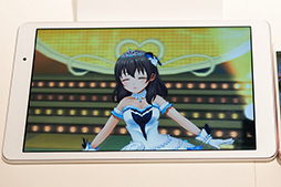 画像ギャラリー No.047のサムネイル画像 / KDDI 2016春モデルスマホ＆タブレットをテスト。コンパクトな「AQUOS SERIE mini」と新タブレット「Qua tab 02」をデレステで検証してみた