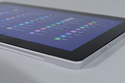 画像ギャラリー No.015のサムネイル画像 / Microsoft純正タブレットの第2弾「Surface 2」はiPadやAndroidタブレットに立ち向かえる製品になったのか?