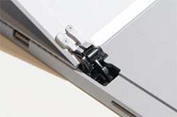 画像ギャラリー No.011のサムネイル画像 / 「Surface Pro 3」テストレポート。アスペクト比3：2の液晶パネルを搭載する第3世代SurfaceはWindowsタブレットとして洗練されたものに