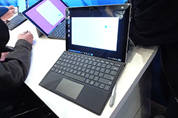 画像ギャラリー No.006のサムネイル画像 / 日本マイクロソフト,「Surface Pro 4」を11月12日に国内発売。ハイエンド2-in-1 PCの「Surface Book」は2016年初頭に