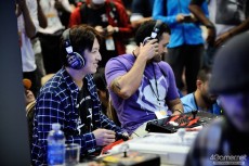 画像ギャラリー No.008のサムネイル画像 / ［EVO2015］ハイレベルな試合が続出した「ウルIV」部門，ベスト8に進む日本勢は4名に。初日リザルトと「P4U2」部門優勝・超選手へのインタビューをお届け