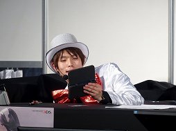 画像ギャラリー No.012のサムネイル画像 / 闘会議2015「ブレイブリーセカンド 新春特番」をレポート。浅野プロデューサーが，体験版「無料で遊べる三銃士編」の新情報を語った