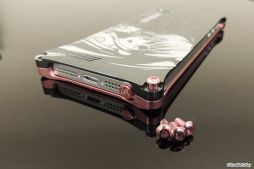 画像ギャラリー No.003のサムネイル画像 / 「Angel Beats!」仕様のジュラルミン製iPhone 5＆5Sケースに「ユイ」モデル