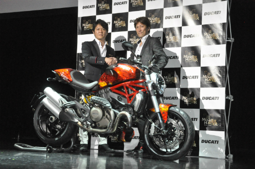 画像ギャラリー No.009のサムネイル画像 / 「モンスターハンター」とドゥカティによるコラボバイクが登場。辻本良三プロデューサーや釈 由美子さん，永井 大さんが登壇したイベントをレポート
