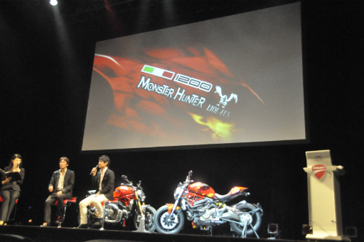 画像ギャラリー No.012のサムネイル画像 / 「モンスターハンター」とドゥカティによるコラボバイクが登場。辻本良三プロデューサーや釈 由美子さん，永井 大さんが登壇したイベントをレポート