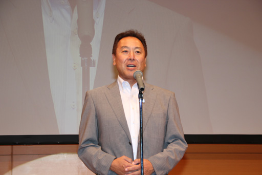 画像ギャラリー No.004のサムネイル画像 / 「討鬼伝 極」完成発表会の模様をレポート。新鬼「カゼヌイ」にゲストの椿姫彩菜さん，「麒麟」川島さん，「スリムクラブ」真栄田さんが挑戦