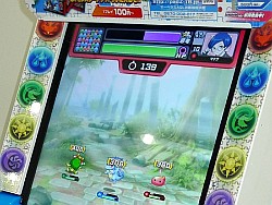 画像ギャラリー No.005のサムネイル画像 / いよいよ稼働開始となった「パズドラZ テイマーバトル」。モンスターチケットによる新たな遊びを取り入れた，「パズドラ」シリーズ最新作がアーケードに登場