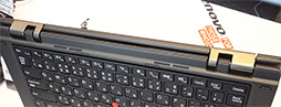 画像ギャラリー No.012のサムネイル画像 / Lenovo，360度回転ヒンジ搭載で4モードに使い分けられる新型2-in-1「ThinkPad Yoga 12」を国内発売