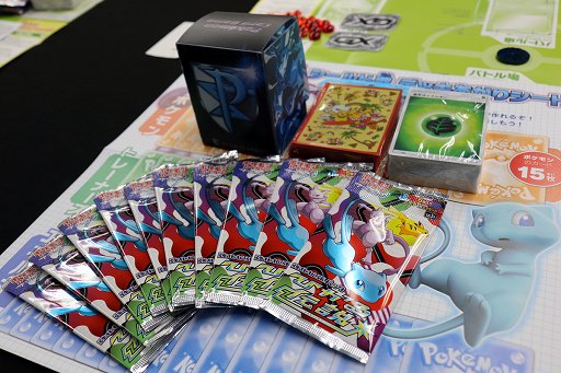 画像ギャラリー No.003のサムネイル画像 / 将棋の糸谷八段がポケモンマスターに！　「ポケモンカードゲーム」新セット「ひかる伝説」先行体験会レポート