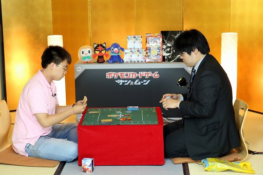 画像ギャラリー No.013のサムネイル画像 / 将棋の糸谷八段がポケモンマスターに！　「ポケモンカードゲーム」新セット「ひかる伝説」先行体験会レポート