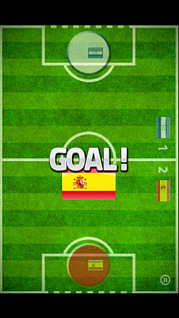 画像ギャラリー No.004のサムネイル画像 / エアホッケー×サッカー。iOS向けアクション「Absolute Football Mania」を紹介する「（ほぼ）日刊スマホゲーム通信」第546回
