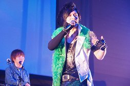 画像ギャラリー No.016のサムネイル画像 / maimai収録楽曲のアーティストが熱唱！　6時間のライブで燃えあがった「maimai LIVE 2014 洗濯祭〜」をレポート