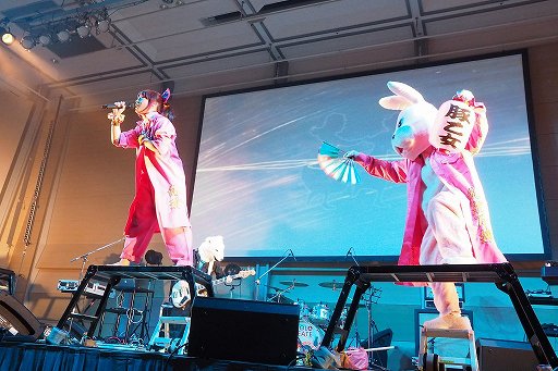 画像ギャラリー No.017のサムネイル画像 / maimai収録楽曲のアーティストが熱唱！　6時間のライブで燃えあがった「maimai LIVE 2014 洗濯祭〜」をレポート