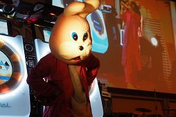 画像ギャラリー No.036のサムネイル画像 / maimai収録楽曲のアーティストが熱唱！　6時間のライブで燃えあがった「maimai LIVE 2014 洗濯祭〜」をレポート