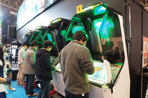 画像ギャラリー No.005のサムネイル画像 / ［JAEPO2015］まったりムードのセガ「maimai」＆「CHUNITHM」ステージ。1日をかけて明らかになった新情報を時系列を追ってレポート