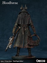 画像ギャラリー No.005のサムネイル画像 / 「Bloodborne」，返り血を浴びた「狩人」1/6スケールスタチューの予約受付を開始。持ち替えできる7種類の武器が付属する