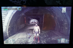 画像ギャラリー No.003のサムネイル画像 / 北米でサービスインした「LET IT DIE」のゲームシステムを紹介。PSX会場には案内人のアンクル・デスや，瀬戸際に現れる瀬戸際子が登場