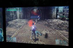 画像ギャラリー No.005のサムネイル画像 / 北米でサービスインした「LET IT DIE」のゲームシステムを紹介。PSX会場には案内人のアンクル・デスや，瀬戸際に現れる瀬戸際子が登場