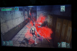 画像ギャラリー No.008のサムネイル画像 / 北米でサービスインした「LET IT DIE」のゲームシステムを紹介。PSX会場には案内人のアンクル・デスや，瀬戸際に現れる瀬戸際子が登場
