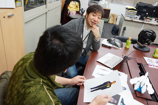 画像ギャラリー No.004のサムネイル画像 / 「雷電V」開発者インタビュー。ことぶきつかさ氏がキャラクターデザイナーとして参加した経緯やデザイン論などを，駒澤敏亘社長とことぶき氏に聞いた