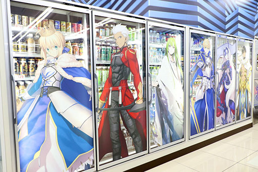 画像ギャラリー No.014のサムネイル画像 / 特異店Lが秋葉原に出現！　「Fate/Grand Order」ローソンコラボ店舗をフォトレポート。マシュの「先輩」が聞けるのはここだけ