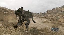 画像ギャラリー No.005のサムネイル画像 / 「METAL GEAR SOLID V: THE PHANTOM PAIN」のインプレッションをお届け。本作のマザーベースはいつまでもやり込めそうな気配