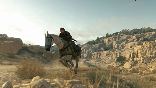 画像ギャラリー No.002のサムネイル画像 / 「METAL GEAR SOLID V: THE PHANTOM PAIN」のファーストインプレッション。メタルギアとしての軸はブレず，自由度が飛躍的に向上
