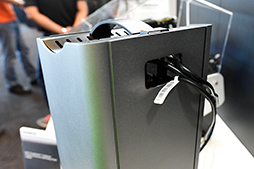 画像ギャラリー No.005のサムネイル画像 / ［COMPUTEX］GIGABYTEの外付けグラフィックスボックスは決定版を目指して開発中。3スロット仕様のカードにも対応へ