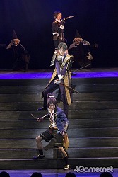 画像ギャラリー No.020のサムネイル画像 / 12振りの刀剣男士による殺陣シーンは必見！　舞台「『刀剣乱舞』虚伝 燃ゆる本能寺」ゲネプロをレポート