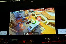 画像ギャラリー No.009のサムネイル画像 / ［TGS 2017］「Overwatch」公式大会の代表を中心としたドリームチームと，7th heavenが激突。e-Sports Xステージのスペシャルマッチをレポート
