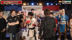 画像ギャラリー No.005のサムネイル画像 / 「ストリートファイターV」芸能人TEAM対抗戦ガチンコゲームバトル第2回を公開
