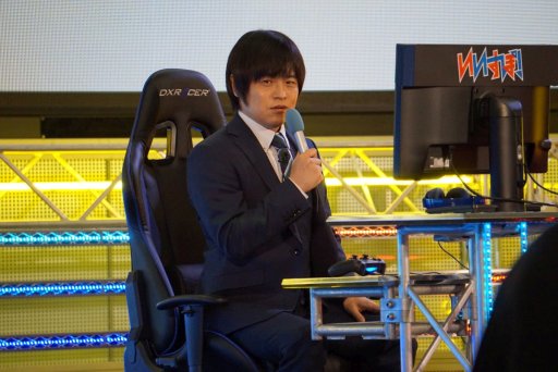 画像ギャラリー No.024のサムネイル画像 / 14歳の中学生と2D神マゴの熱い戦い。フジテレビの新e-Sports番組「いいすぽ！」内で行われた，第1回「ストリートファイターV」大会レポート