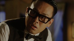 画像ギャラリー No.006のサムネイル画像 / 「MOBIUS FF」，「FF XIII」とのコラボを岡田将生さんと宮川大輔さんが伝えるテレビCMを放送