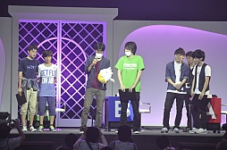 画像ギャラリー No.012のサムネイル画像 / 「パズル＆ドラゴンズ スーパーマリオブラザーズ エディション」タッグチャレンジ大会の決勝戦をレポート。予選を勝ちぬいた3チームが激闘を見せる