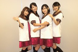 画像ギャラリー No.021のサムネイル画像 / 七森中☆ごらく部の皆さんが「ミラクルガールズフェスティバル」をプレイ。アニサマ2015出演直前に取材したインタビューの模様をお届け