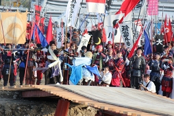画像ギャラリー No.076のサムネイル画像 / イケメン武将たちとふたり旅気分が楽しめる「イケメン戦国」×山梨県笛吹市コラボ＆大迫力の川中島合戦戦国絵巻レポート