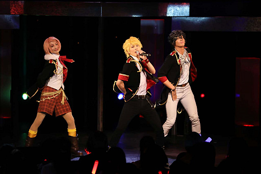 画像ギャラリー No.003のサムネイル画像 / 「アイ★チュウ」，7月27日に開催された「Live!!!アイ★チュウ　ザ・ステージ〜Planète et Fleurs〜」のライブレポートが到着
